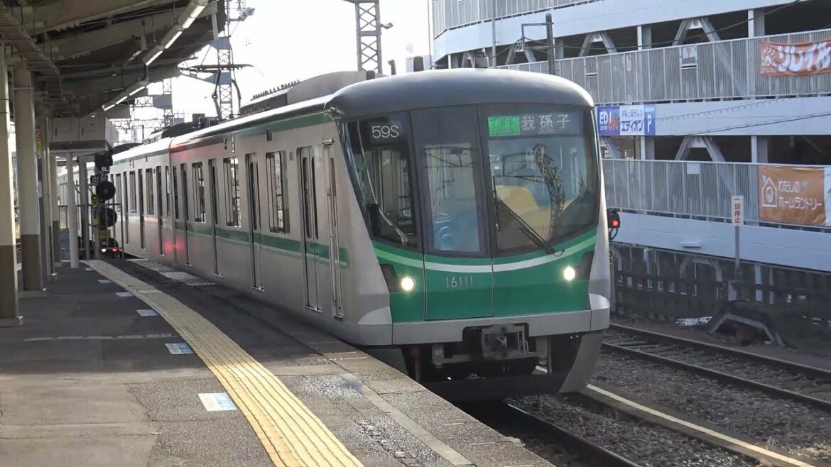 小田急線 通勤準急我孫子行き 伊勢原駅での折り返し風景