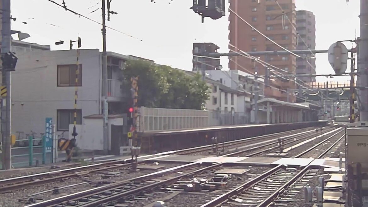 【LIVE】西武鉄道　西武新宿線　中井駅ライブカメラ（東京都新宿区）TOKYO　JAPAN　STATION　TRAIN　CAMERA　24H