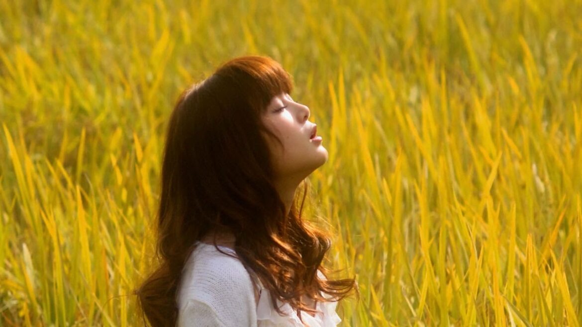 佐津川愛美　映画「惑星ミズサ」予告編　　風俗嬢によるコズミックラブストーリー　共演に、ロックバンド「横道坊主」の中村義人、『凶悪』などのリリー・フランキーらが名を連ねる