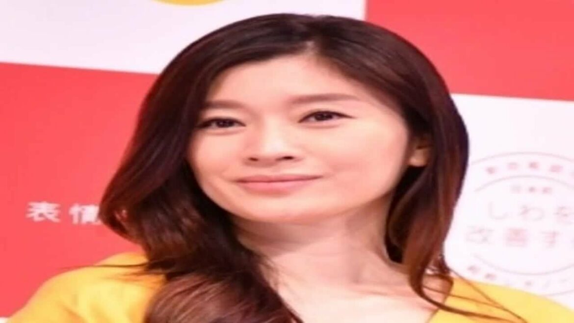 篠原涼子、東野幸治との濃厚キスが「今でも忘れられない」 - めるも