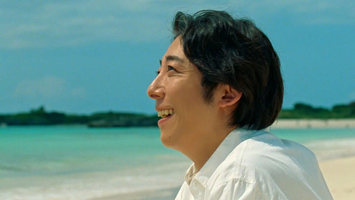 高橋一生、海バックに鼻歌で「Over Drive」歌う　宮古島で爽やかさ全開　「キリン 氷結」新CM「氷結 鼻歌篇」