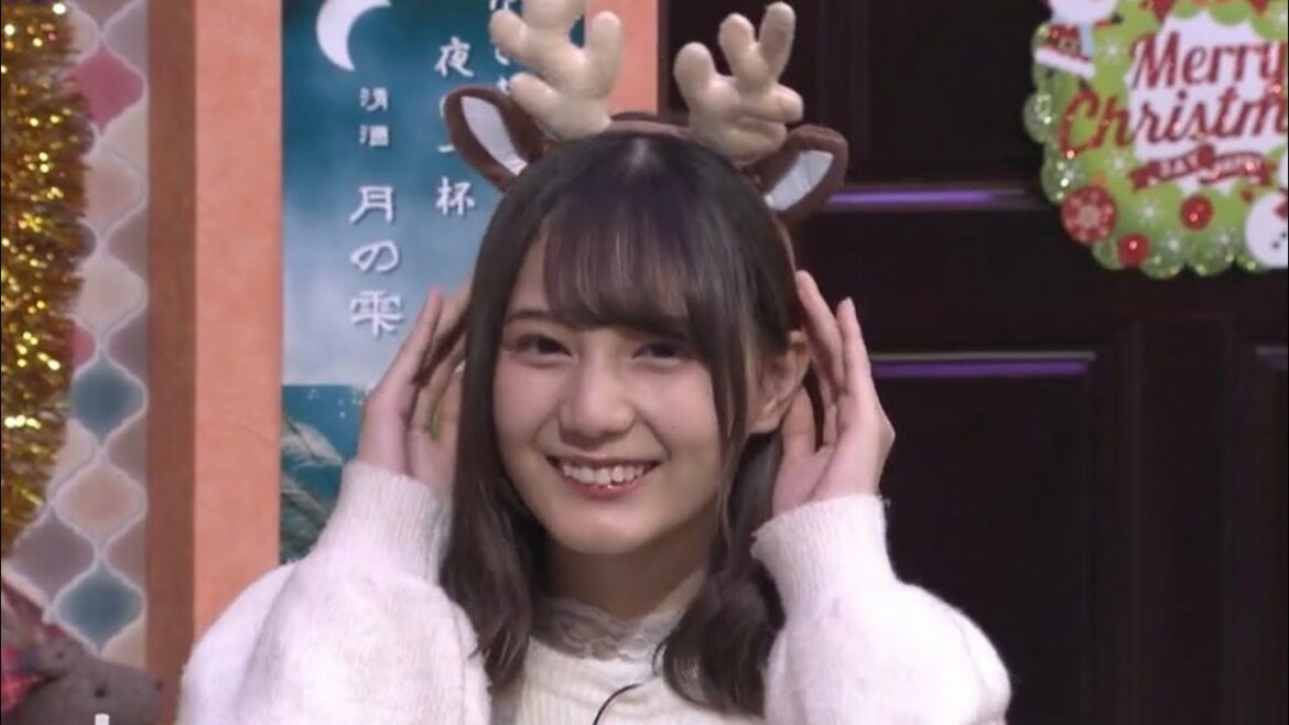 カチューシャつけた小坂菜緒ちゃん