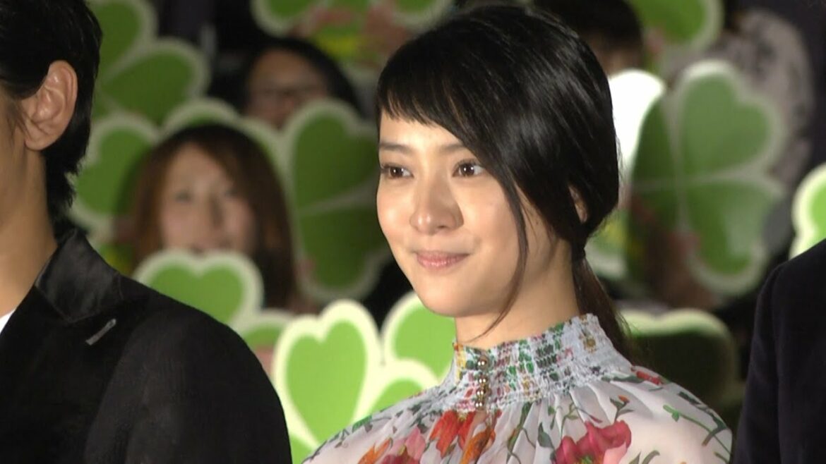 【武井咲】クローバー初日舞台挨拶 【武井咲】クローバー初日舞台挨拶