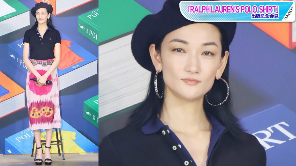 冨永愛、ポロシャツ×花柄スカートで「レディーライクに」 ベレー帽がアクセント 冨永愛、ポロシャツ×花柄スカートで「レディーライクに」 ベレー帽がアクセント
