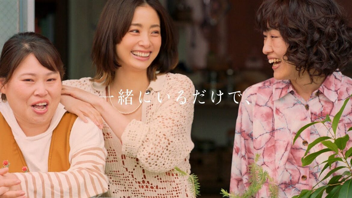 上戸彩、愛おしいのは「6歳と2歳の子供が遊んでる姿」　ニッチェ近藤と約3年ぶりの再会　『クリアアサヒ 』 新 TVCM 「クリアと、晴れよう。」篇