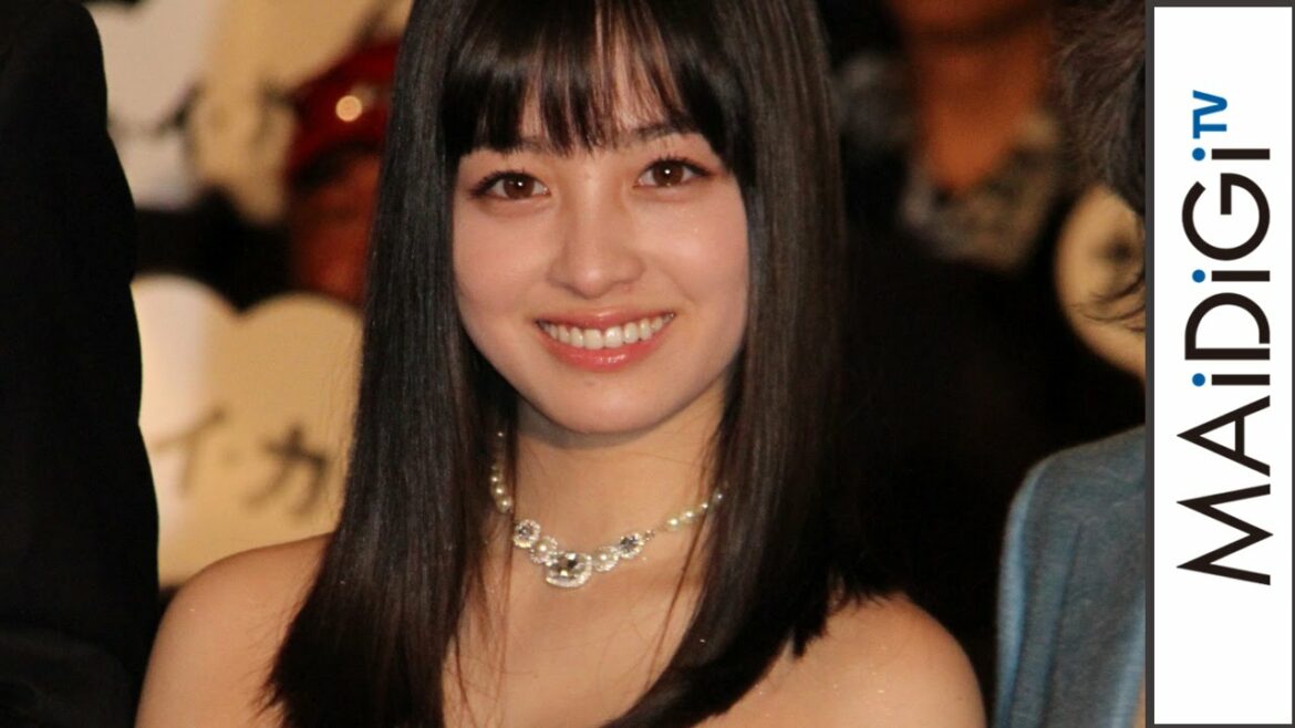 橋本環奈、初主演映画の初日に「緊張して眠れず」　映画「セーラー服と機関銃－卒業－」初日舞台あいさつ1　#Kanna Hashimoto　#Japanese Idol