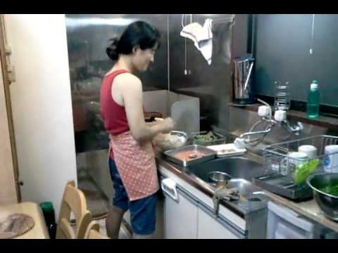 『おうちで作る柿の葉寿司』 を本当に作る妻、シマいリスw 『おうちで作る柿の葉寿司』 を本当に作る妻、シマいリスw