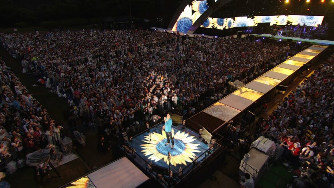 福山雅治 – ひまわり(福山☆夏の大創業祭 2015 稲佐山) 福山雅治 - ひまわり(福山☆夏の大創業祭 2015 稲佐山)
