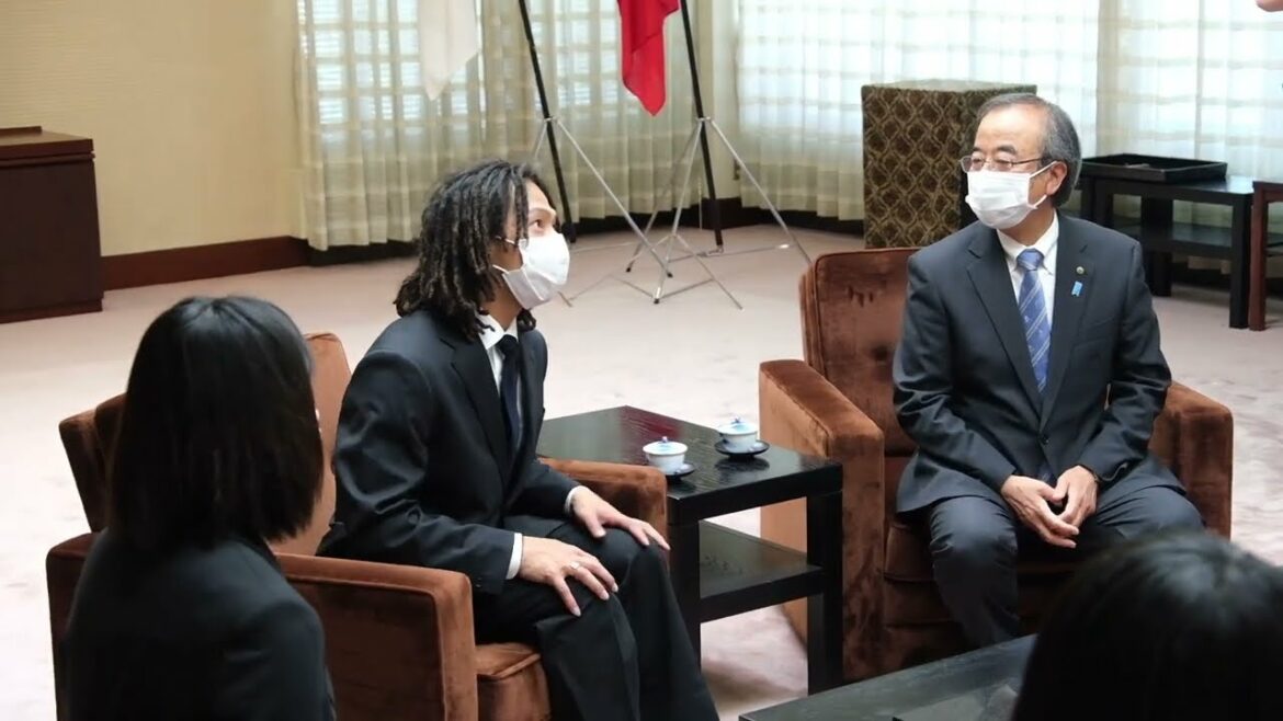 平野歩夢選手が新潟県民栄誉賞特別賞第１号に、県が北京２０２２オリンピックなどの大会で活躍した選手たちを表彰
