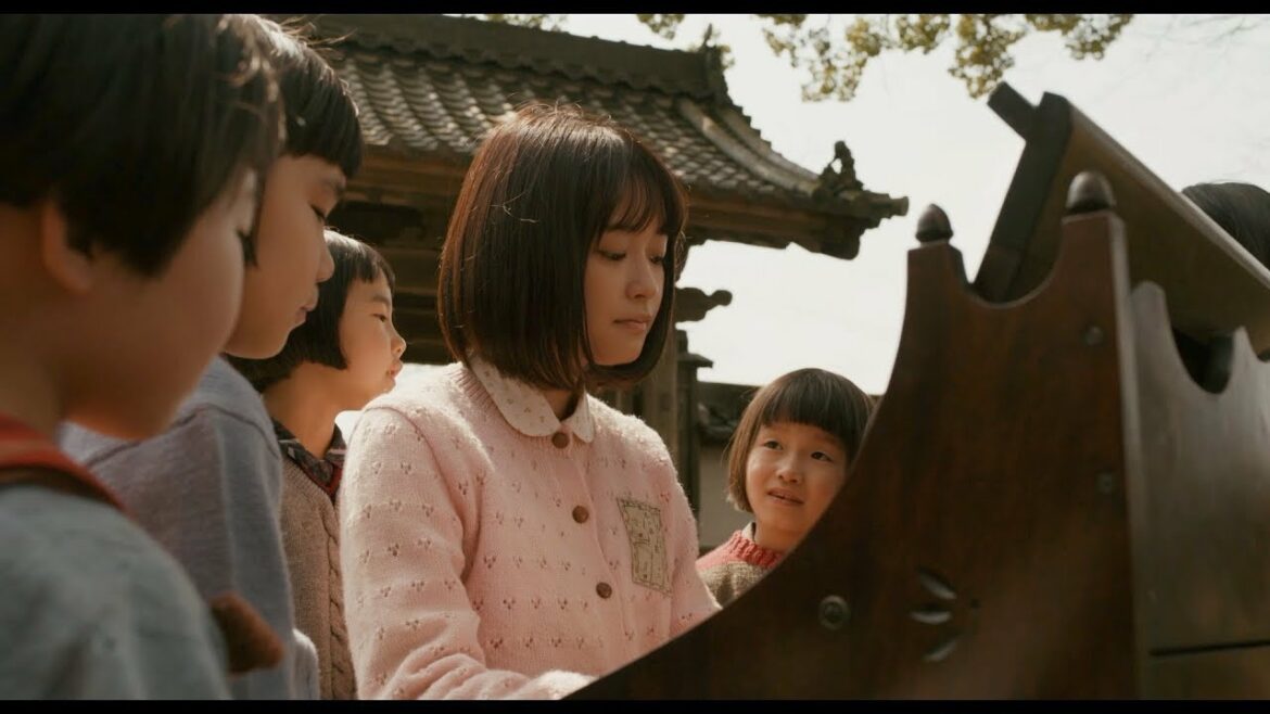 戸田恵梨香×大原櫻子、母性溢れる保母さんの奮闘を熱演　大原櫻子の美しい歌声に注目！　　映画『あの日のオルガン』本予告映像