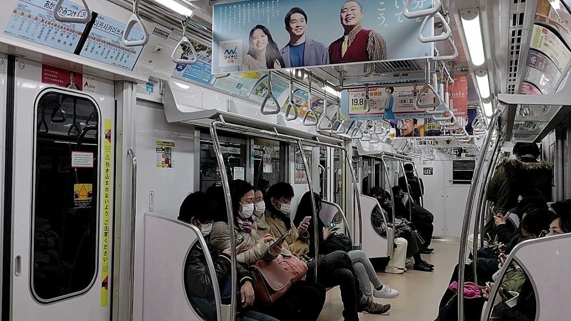 東京メトロ銀座線1000系電車/車内の様子　渋谷→浅草　Tokyo Metro Ginza Line 1000 series / inside the train Shibuya → Asakusa