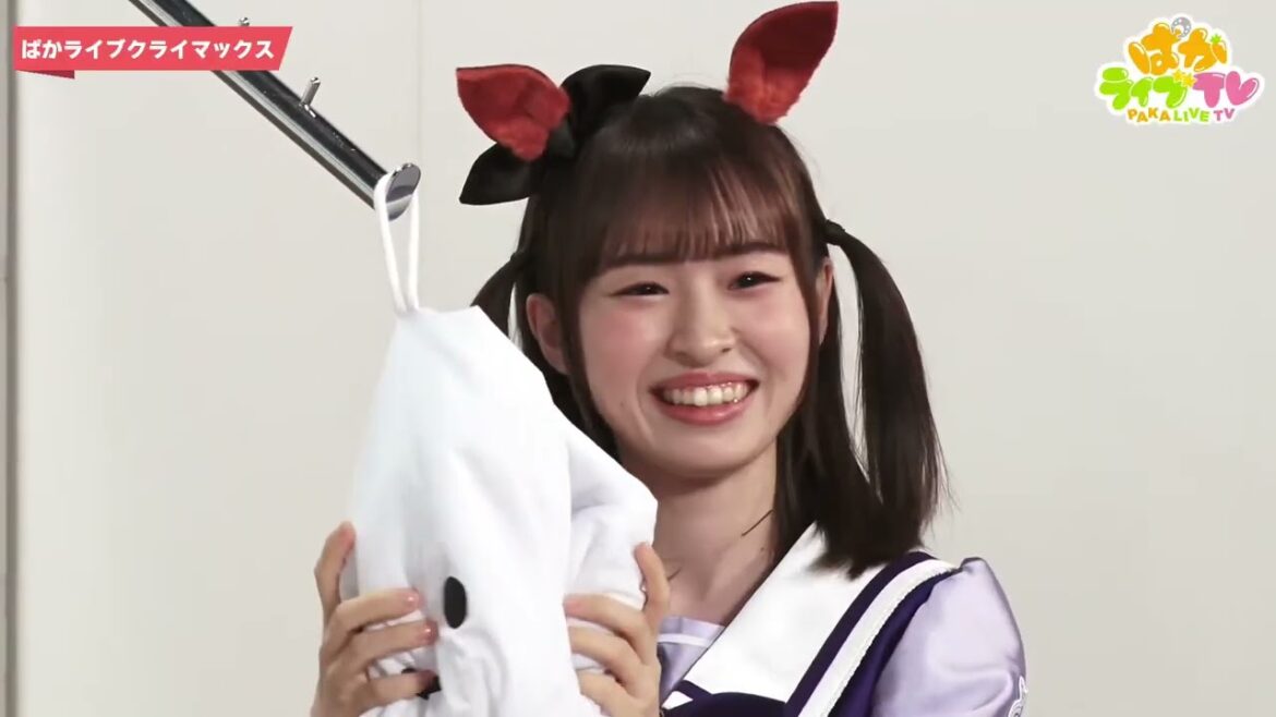 何のアイテムが入ってるでしょうか？手探りで探そうクイズ　マヤノトップガン役の星谷美緒とライスシャワー役の石見舞菜香さん