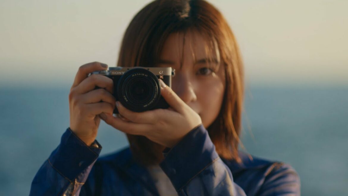 α7C×アーティスト adieu/上白石萌歌 web CM【ソニー公式】