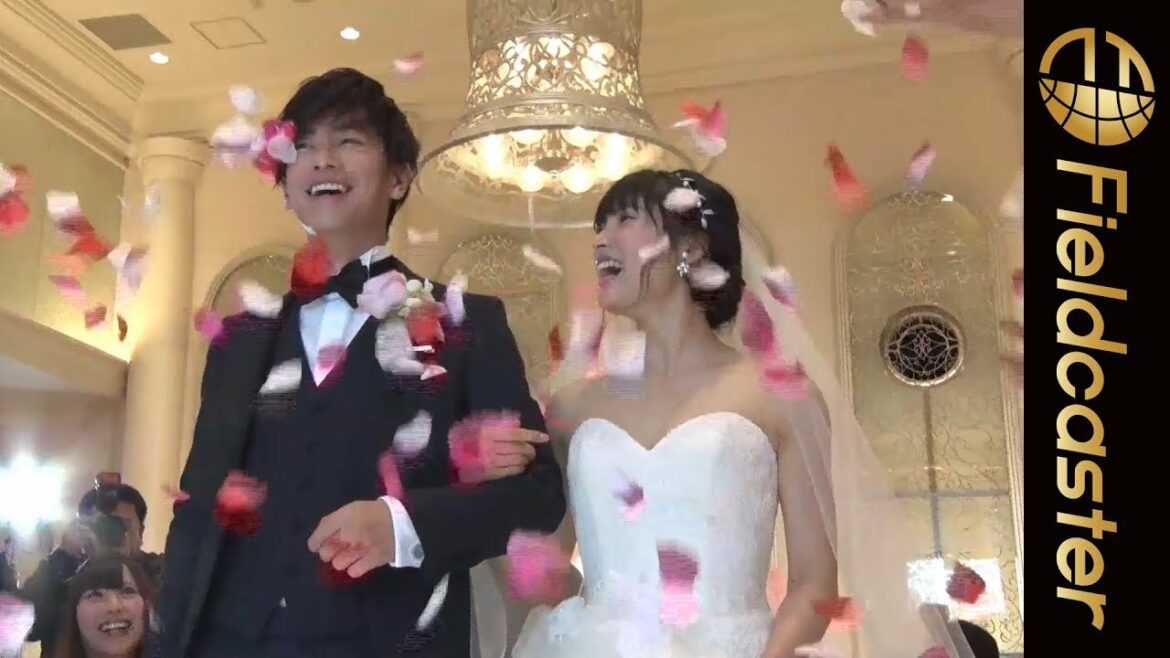 土屋太鳳と佐藤健の素敵な結婚式？映画『８年越しの花嫁〜奇跡の実話〜』特別イベント