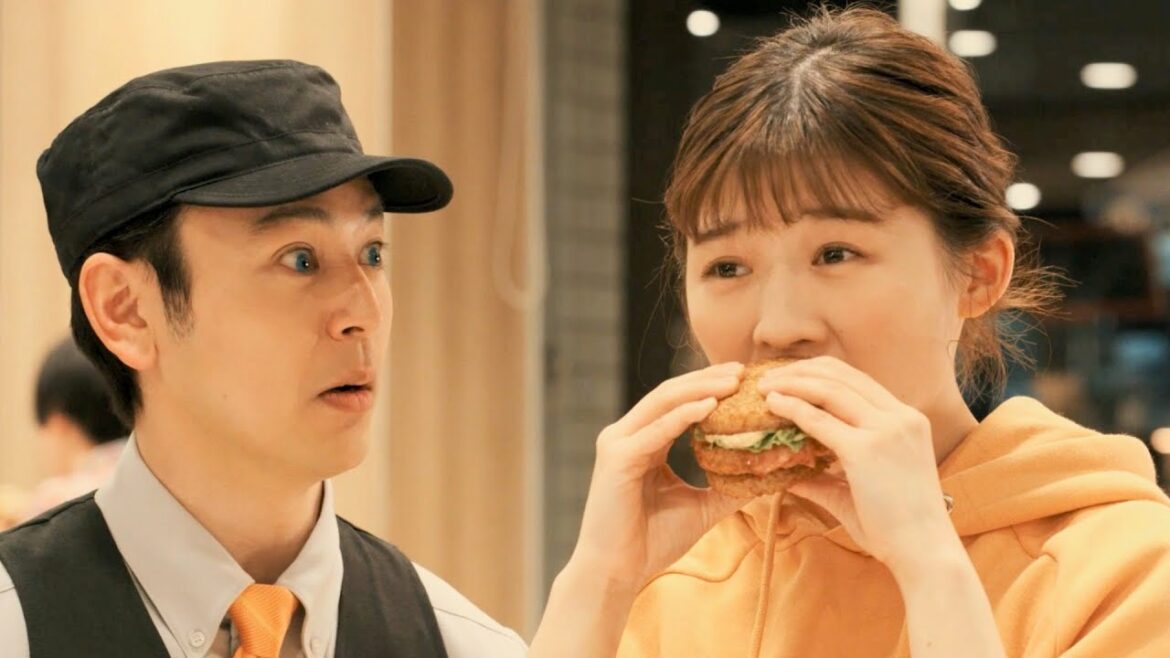 伊藤沙莉、“夜マック店長”妻夫木聡を誘ったら失神!?日本マクドナルド「ごはんチキン ガーリックベーコン」CM