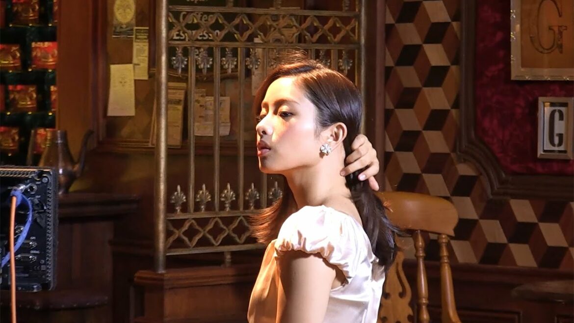 石原さとみの“うなじガルボ”撮影シーン公開！ 「ガルボ プレミアム 芳醇ミルク」CM「濃いのガルボ」編 WEB限定動画「ガルボレッスンプレミアム」 メーキング映像