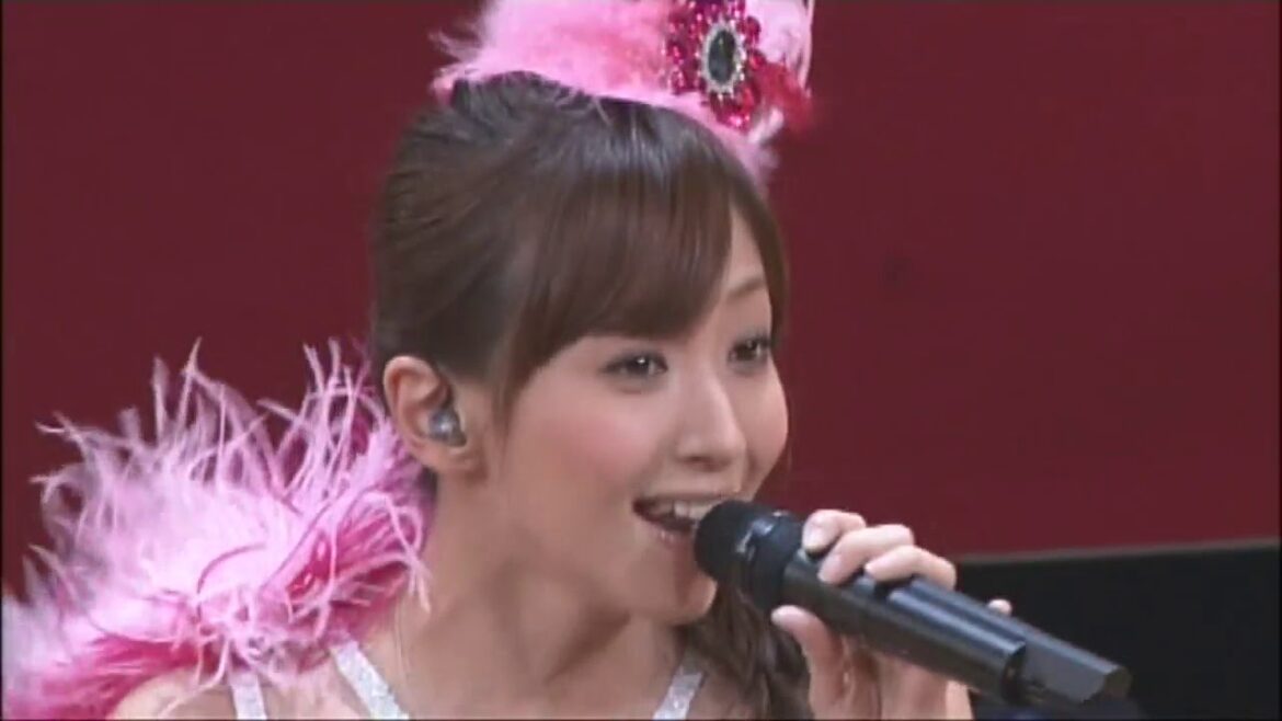 ロマンティック 浮かれモード / 藤本美貴 (from Hello! Project 2009 Winter 〜エルダークラブ卒業記念スペシャル〜)