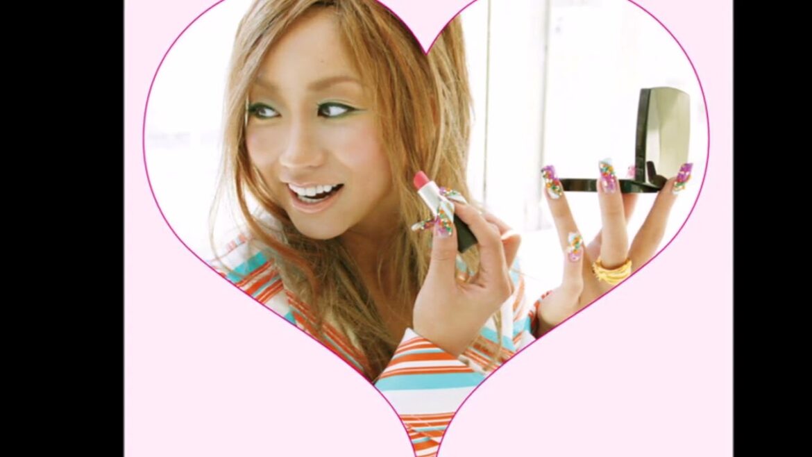 03 - Hot Stuff feat. KM-MARKIT - 倖田 來未 Koda Kumi : secret