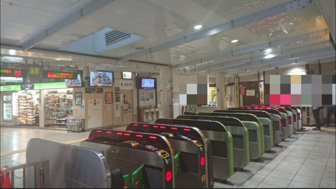 JR東日本 首都圏の駅で停電。埼玉県蕨市 変電所火災発生。運転見合せ JR東日本 首都圏の駅で停電。埼玉県蕨市 変電所火災発生。運転見合せ