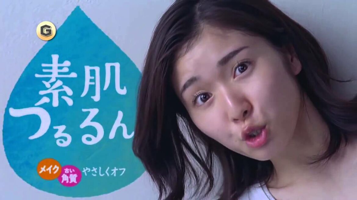 松岡茉優 CM 花王 ビオレ 「素肌つるるんクレンジングウォーター 誕生」篇