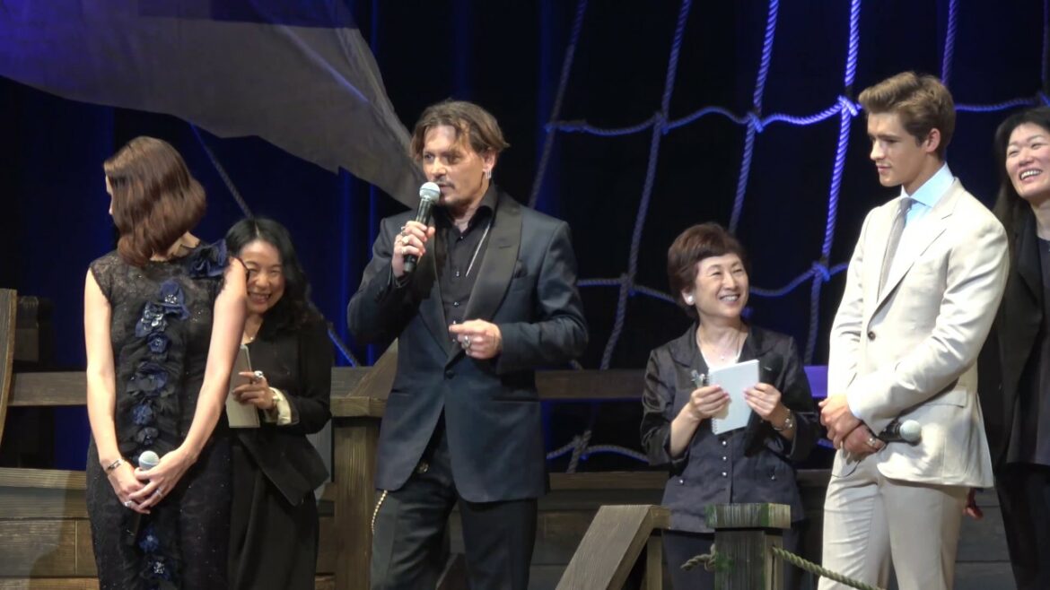 ジョニー・デップが自由すぎるｗｗｗ『パイレーツ』来日イベント