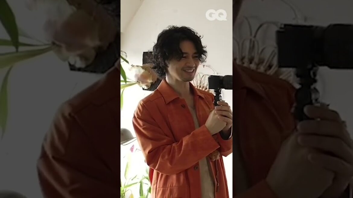 レトロマンションに大自然!? 斎藤工が一般人宅を訪れる人気シリーズ | GQ JAPAN　#shorts  #斎藤工 #ルームツアー