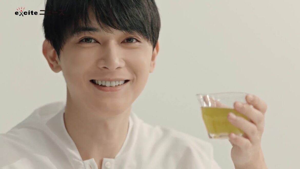 吉沢亮、満島ひかり カメラ目線に思わずドキッ！生茶「新・登場」篇