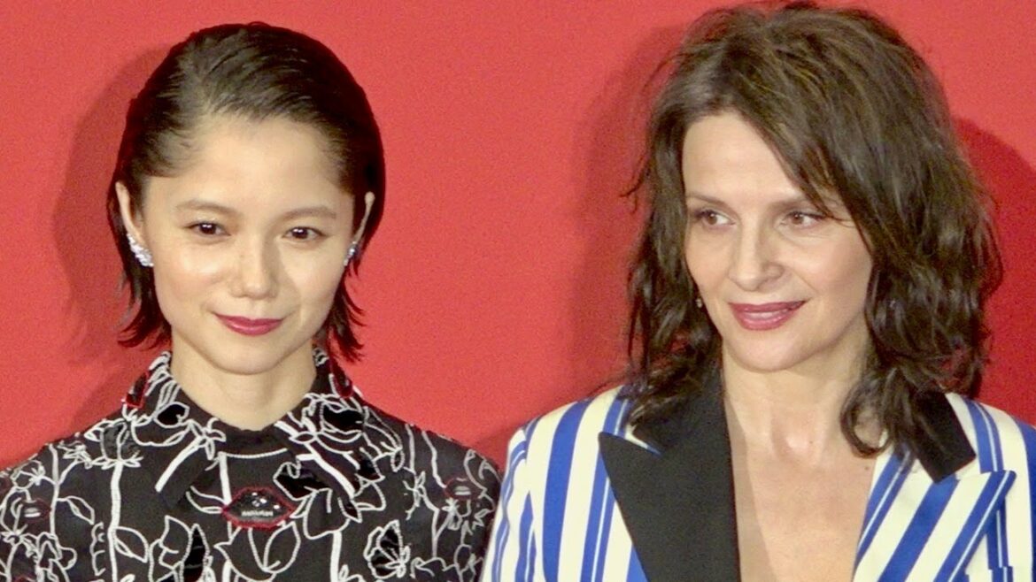 宮崎あおい、ジュリエット・ビノシュと同じ舞台に立てて「しあわせ！」／映画『真実』ジャパンプレミア