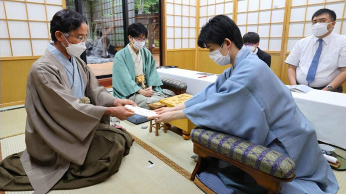 ＜王位戦 第２局＞藤井王位 長考の末５９手目を封じる