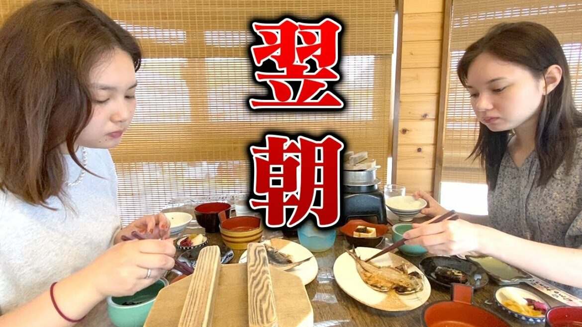 誰もいないから、パックして朝ご飯を食べました。