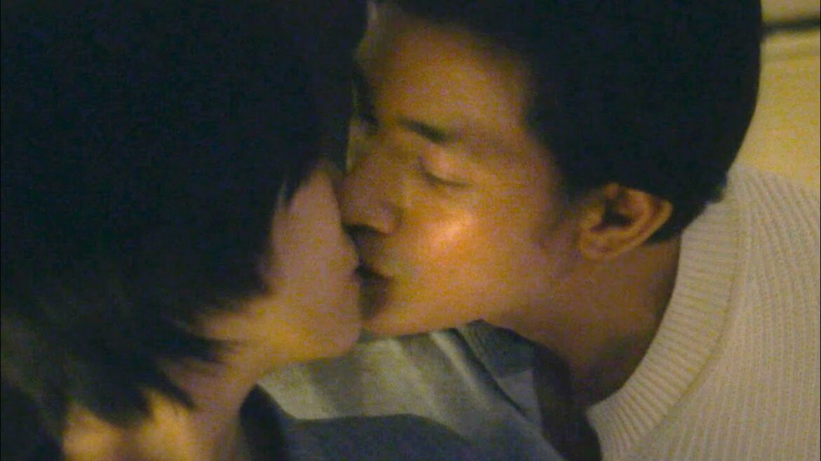 松井玲奈、中島歩とキスも疑心暗鬼の恋…島本理生の恋愛小説を映画化／映画『よだかの片想い』予告編