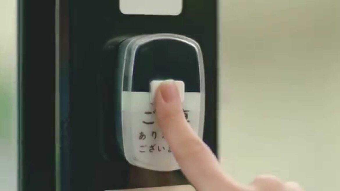 【蓮佛美沙子】ライフネット生命「新じぶんへの保険レディース」篇 15s