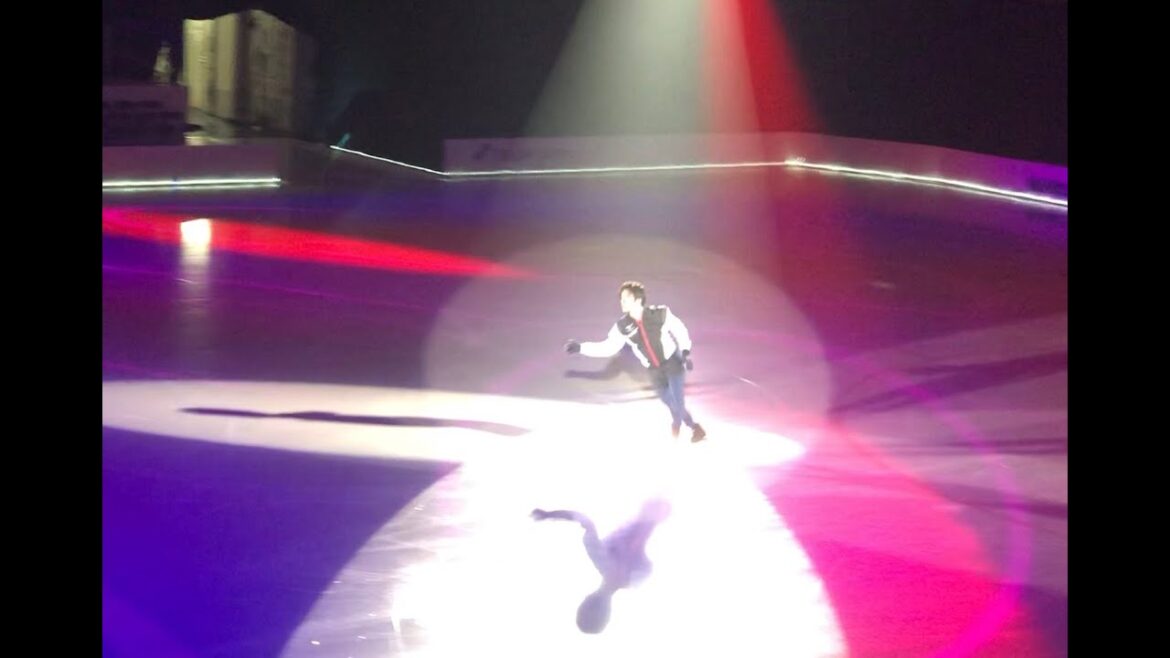 宇野昌磨選手などトップスケーターの演技に熱視線、アイスショー「THE ICE２０２２新潟公演」の練習を新潟市内ジュニアスケーターたちが観覧