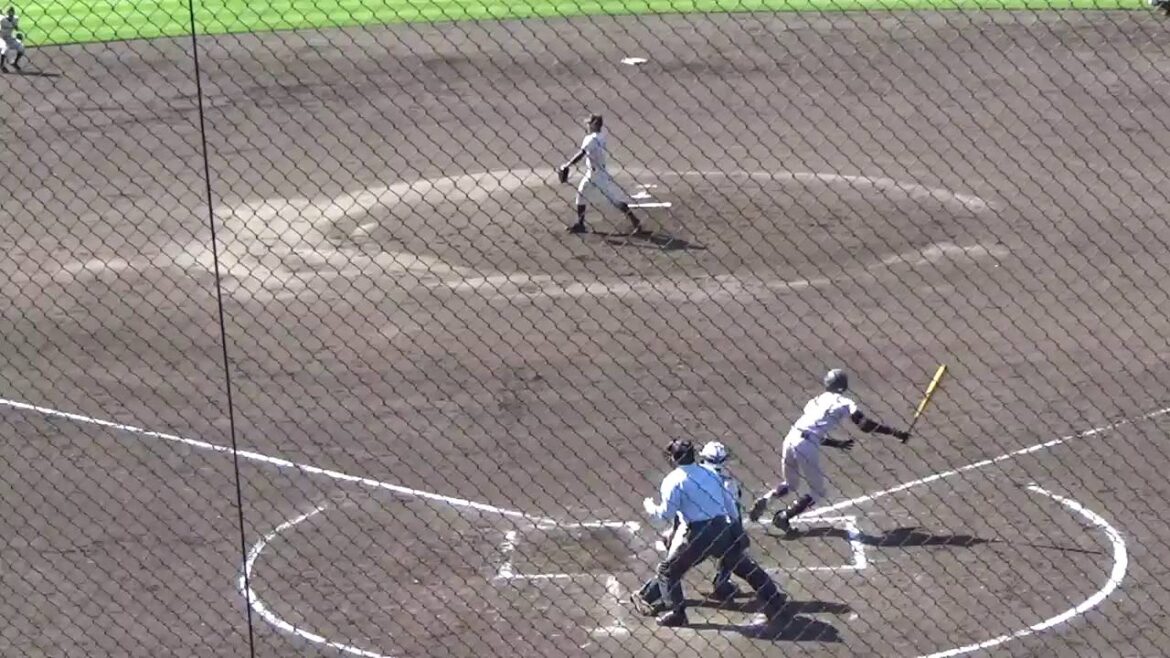 【2016高校生ドラフト候補】三森大貴 (青森山田/遊撃手) 【2016高校生ドラフト候補】三森大貴 (青森山田/遊撃手)