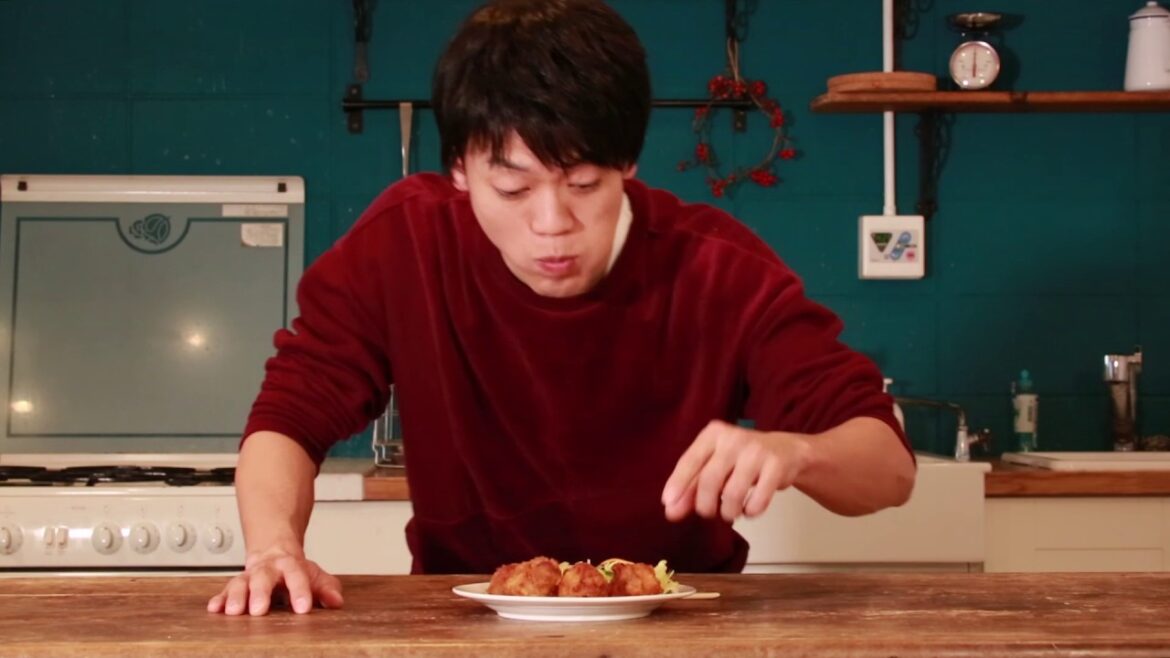 【手づかみ！？】CMものまねシリーズ第4弾！ 小栗旬さんがしてそうなCMを作ってみた【おばたの唐揚げ編】