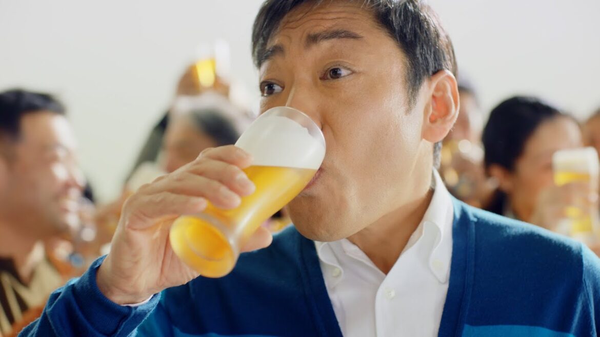 “ビール好き”香川照之「今日も飲むぞー！」／「サッポロ 麦とホップ」新CM＆メーキング