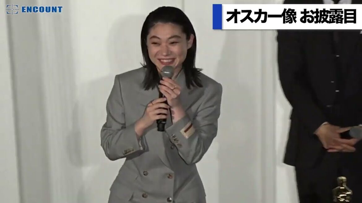 三浦透子 オスカー像のお披露目に「そんなに重くなかった」　映画「ドライブ・マイ・カー」凱旋舞台挨拶