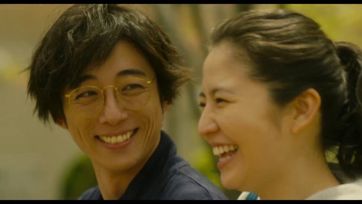 川栄李奈、ゴスロリ姿で回し蹴り!『嘘を愛する女』予告編