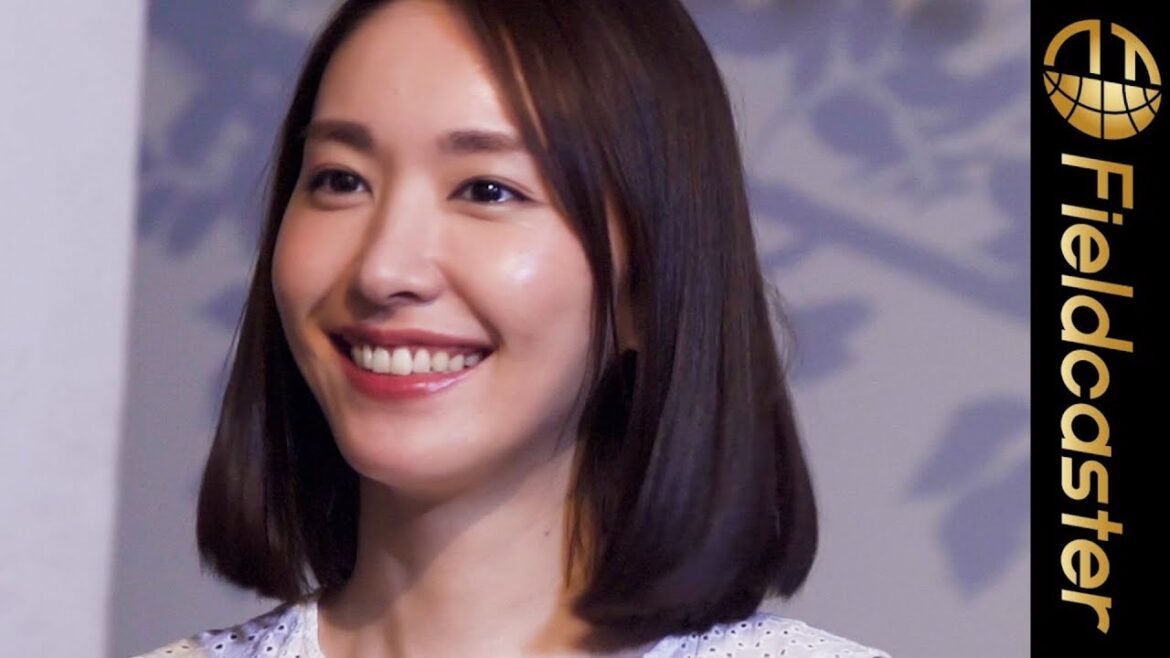 新垣結衣、髪をなびかせようと必死な姿が可愛すぎてスタッフも「ふふふ」