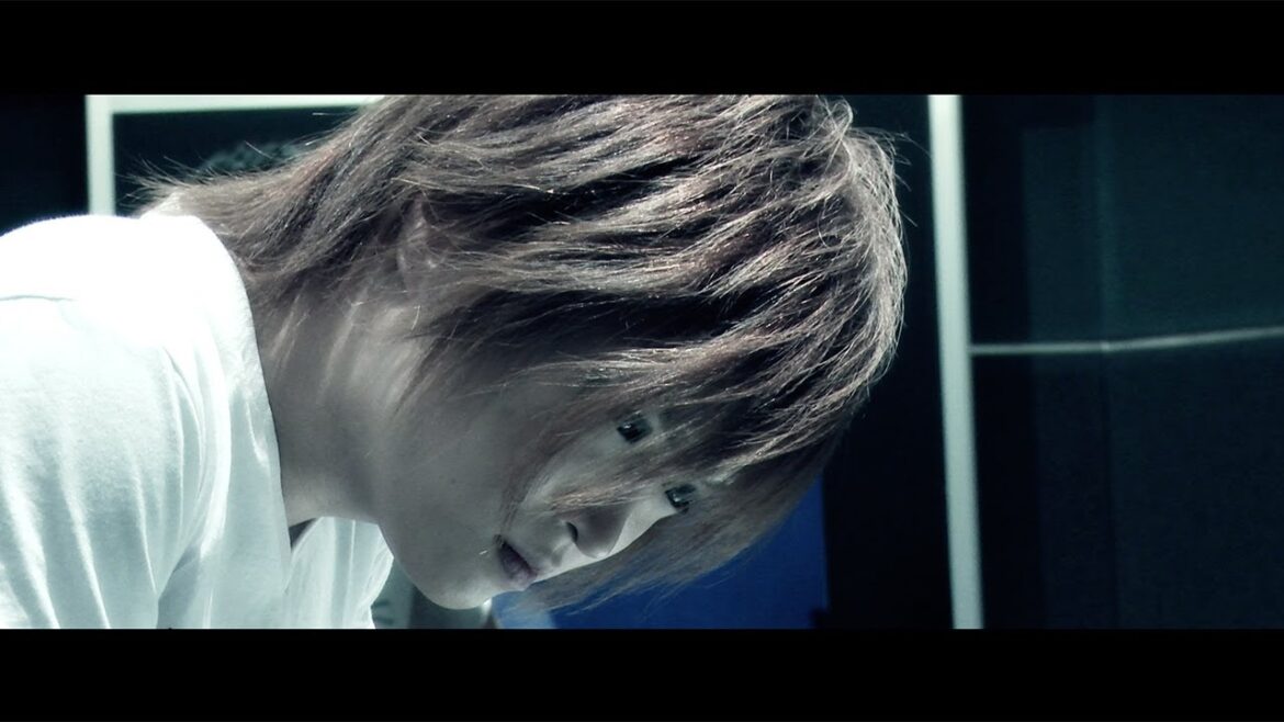 ゴールデンボンバー「片想いでいい」Short MV ゴールデンボンバー「片想いでいい」Short MV