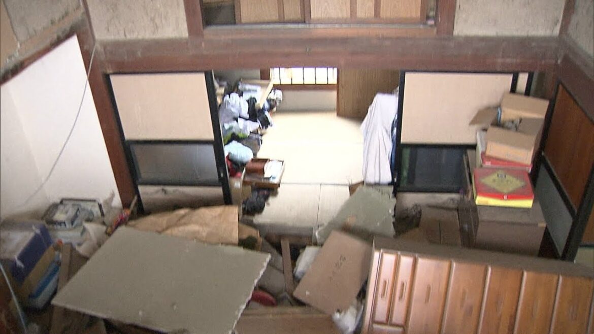 天井が抜け2階の部屋がまるごと落下　震度6強の恐怖　福島県沖地震に学ぶ