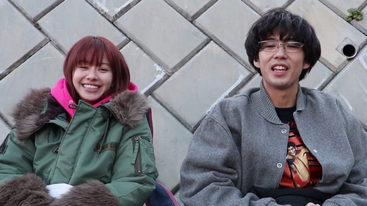 賀来賢人＆山本舞香がドラマ『死にたい夜にかぎって』原作本を紹介！