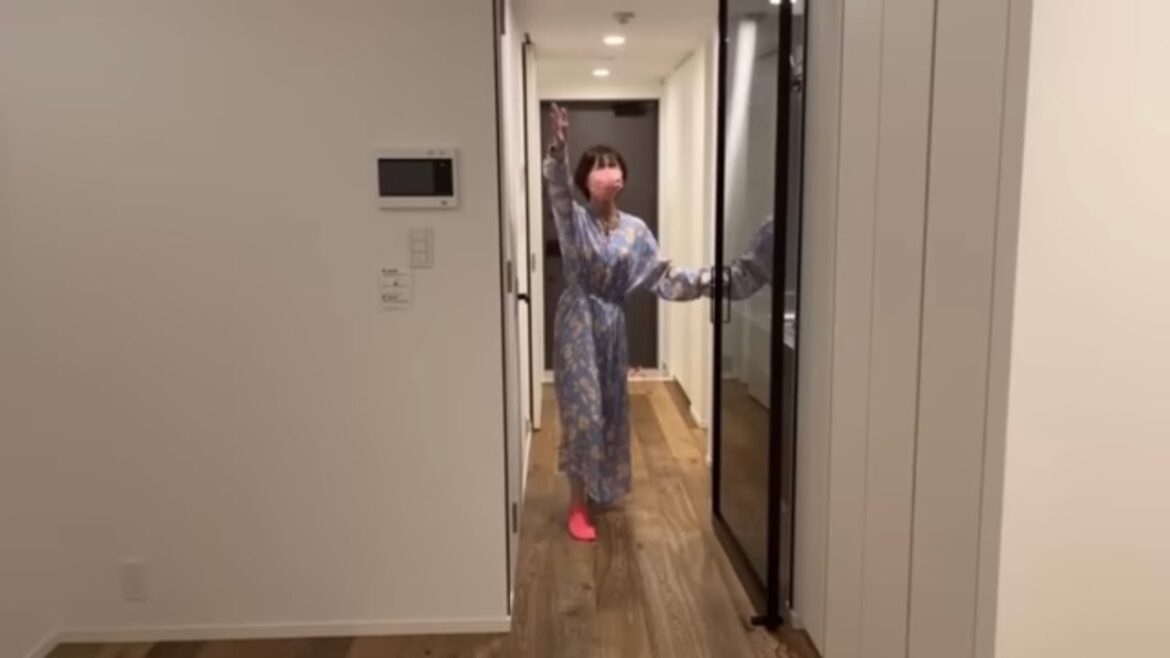 東京1 K作業部屋8畳のルームツアー😃