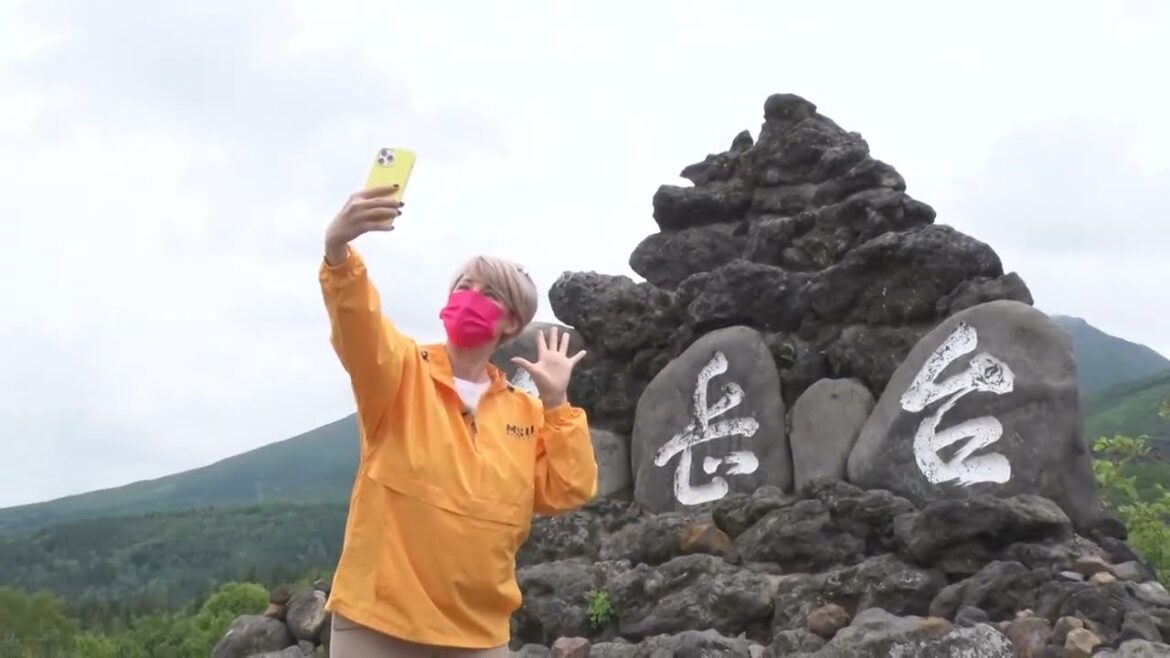 梅宮アンナさんが大雪山ハイキング！温泉も満喫する北海道の絶景ツアー
