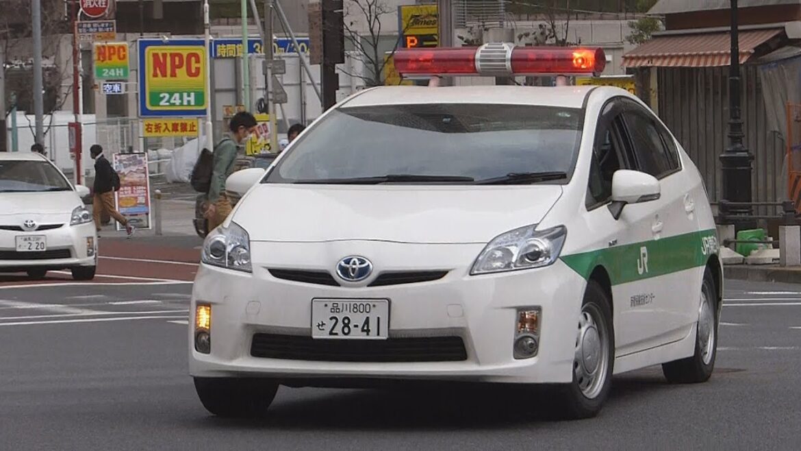 【レア映像】プリウスJR東日本緊急車両の緊急走行Exceptionally PRIUS urgent run.