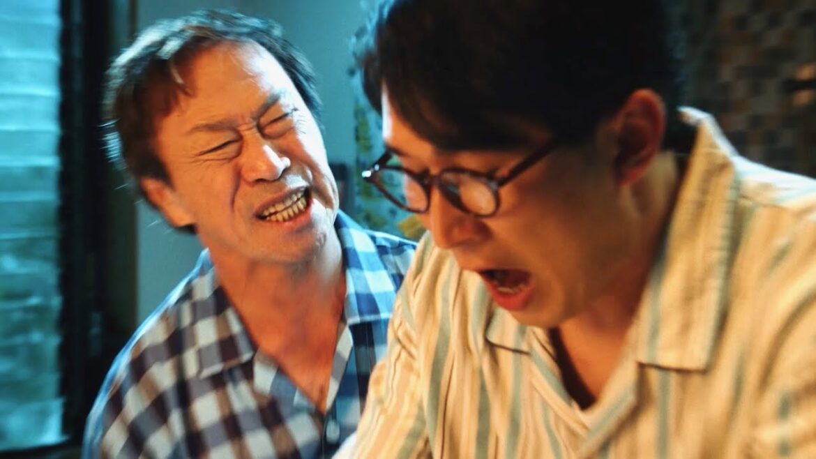 シソンヌじろう、義父・武田鉄矢に叱られながら赤いきつね緑のたぬき夜食大作戦！麻生久美子には内緒／「赤いきつね緑のたぬき」CM