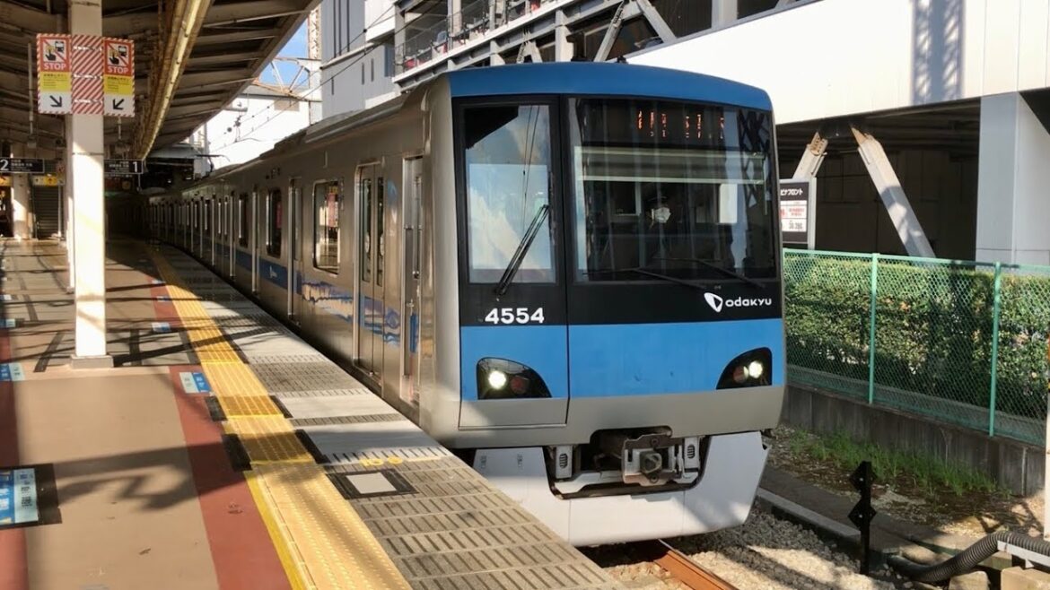 小田急 4000形 4054F 各駅停車 本厚木行き 海老名駅