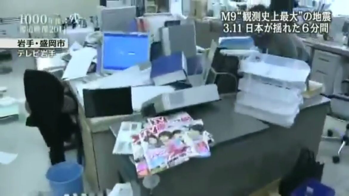 東日本大震災地震ライブ。地震発生の瞬間！震度7激震ライブ！緊急地震速報。311　中継　生放送　Tsunami earthquake LIVE!