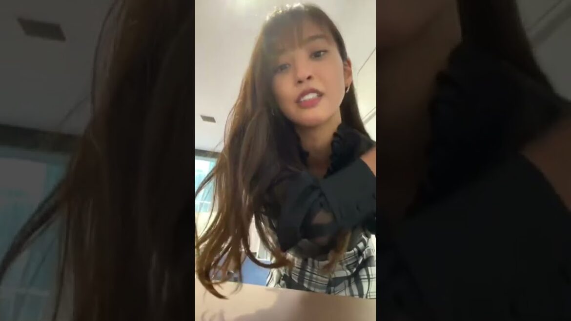 岡副麻希 Instagram Live