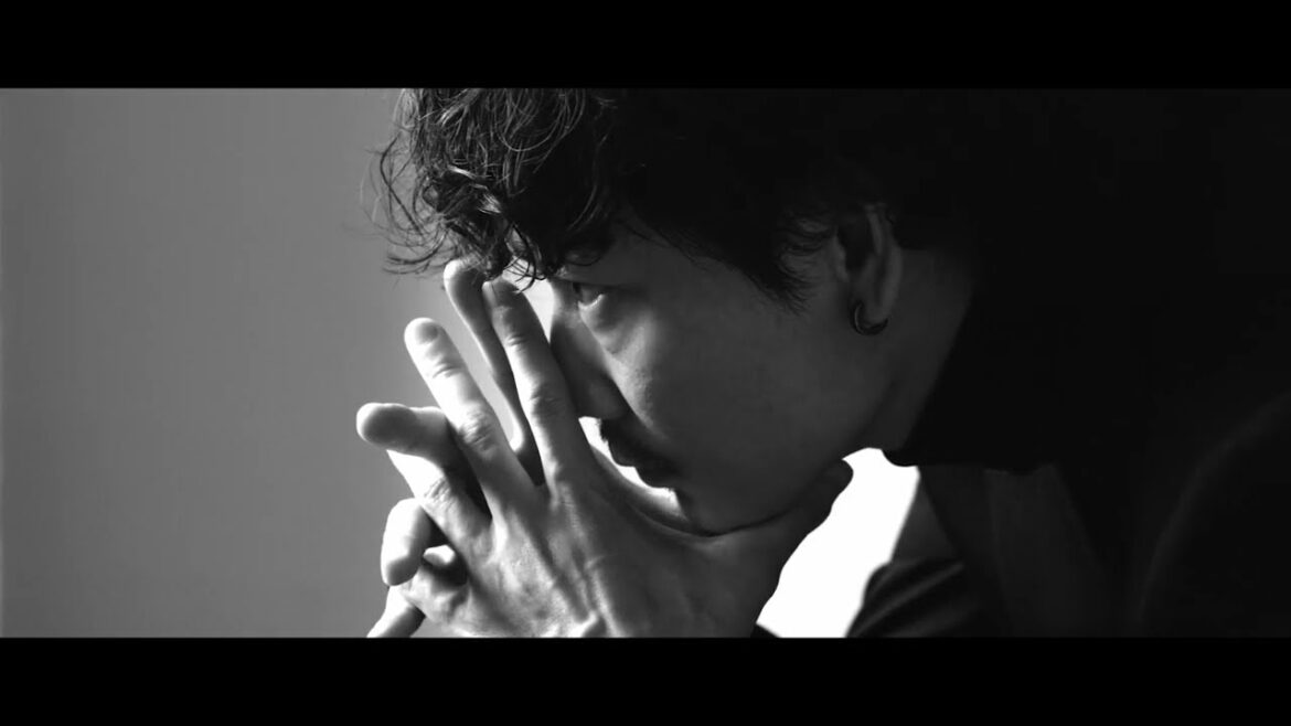綾野剛の肖像作品集『Portrait』完全受注生産で予約開始！